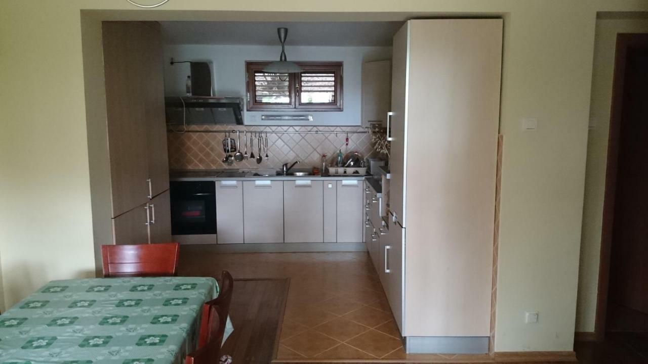 Bg Villa, Apartment L Сутоморе Екстериор снимка